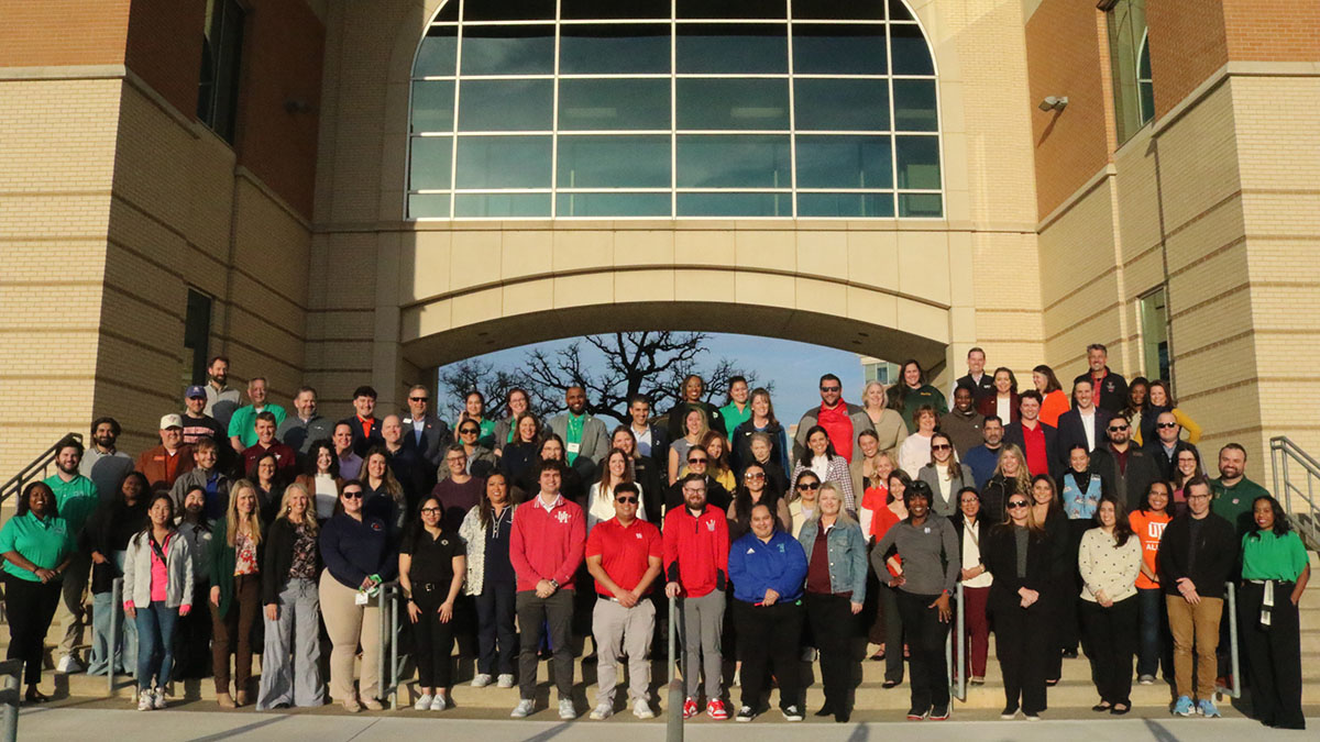 2026 APT Conference attendees group photo at the Gateway Center
